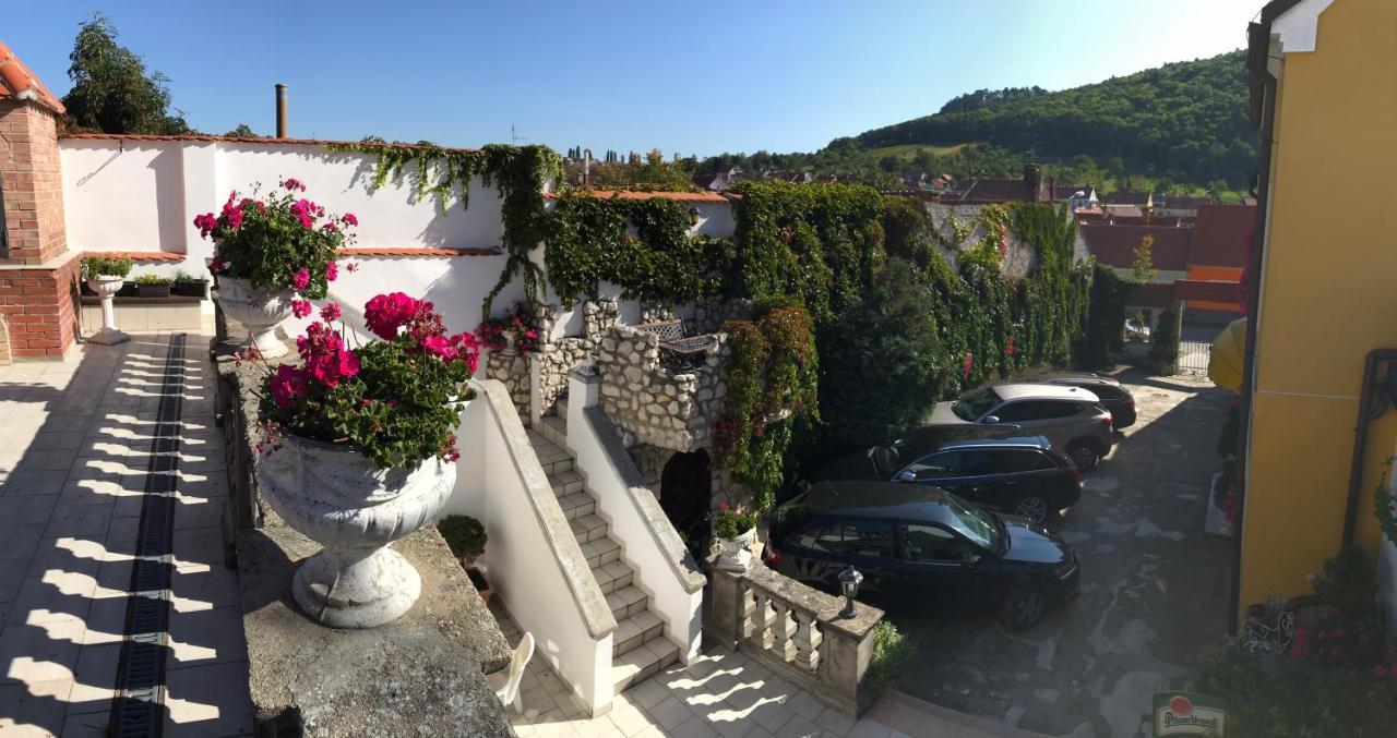 U Svateho Urbana Otel Mikulov Dış mekan fotoğraf